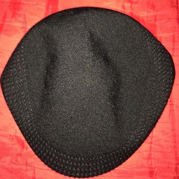 SOLD - KANGOL 507 Ventair Medium Black Hat (BNWT) - Picture 3 of 4